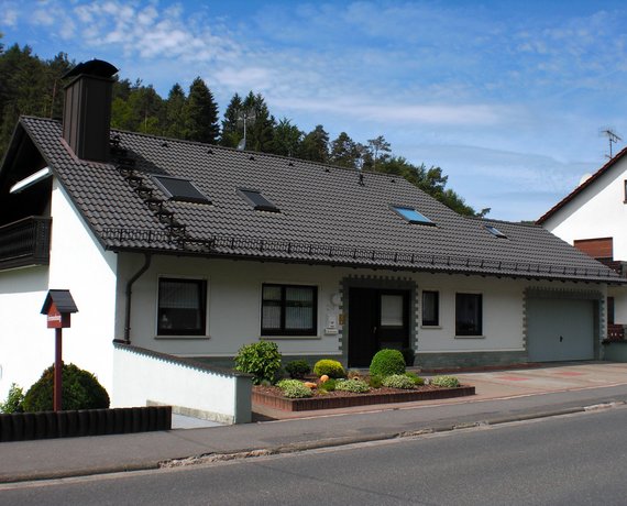    Mespelbrunn